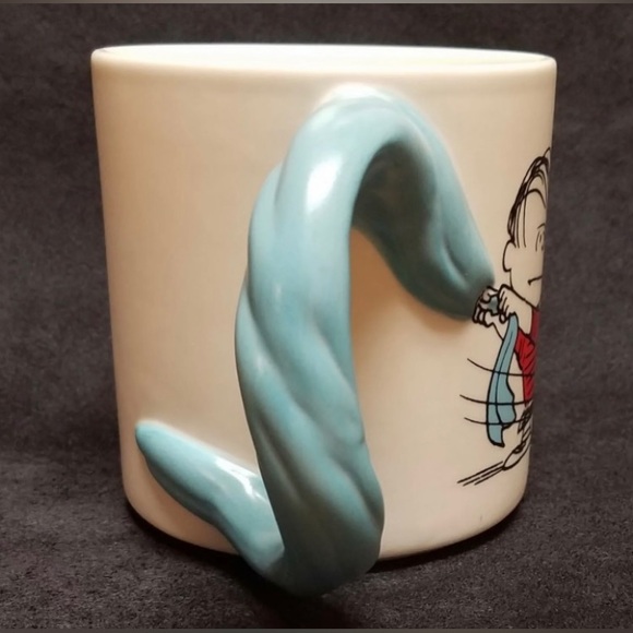 NEW Peanuts LINUS & SNOOPY ZIP Security BLANKET Dimensional 3D Handle MUG - Picture 3 of 5